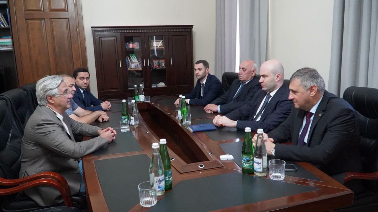 ЛАША АШУБА ВСТРЕТИЛСЯ С ВАСИЛИЕМ ШАЙХРАЗИЕВЫМ