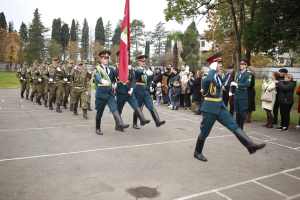 НОВОБРАНЦЫ ВС РА ПРИНЯЛИ ВОЕННУЮ ПРИСЯГУ