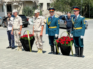 В СУХУМЕ ПОЧТИЛИ ПАМЯТЬ РОССИЙСКИХ МИРОТВОРЦЕВ