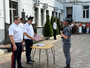 ПРИСЯГНУЛИ НА ВЕРНОСТЬ РОДИНЕ И ЗАКОНУ: В МВД СОСТОЯЛАСЬ ПРИСЯГА КУРСАНТОВ