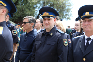 ЛИЧНЫЙ СОСТАВ ГСО ВОЗЛОЖИЛ ЦВЕТЫ К  ПАМЯТНИКУ НЕИЗВЕСТНОМУ СОЛДАТУ В СУХУМЕ