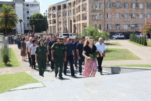 В ОЧАМЧЫРЕ ПОЧТИЛИ ПАМЯТЬ ПОГИБШИХ В ГОДОВЩИНУ НАЧАЛА ОВНА